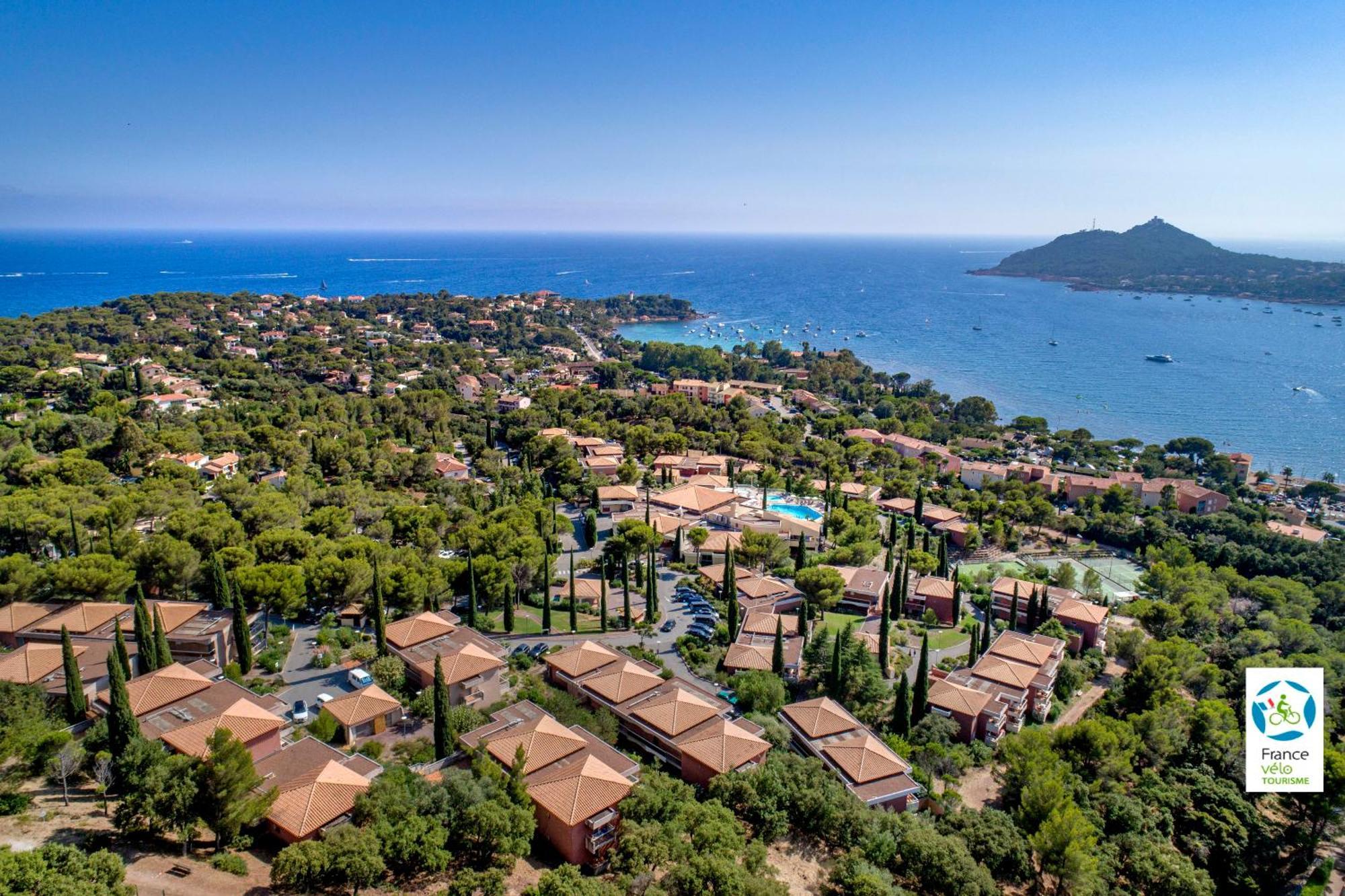 Village Club Les Mas De L'Esterel Saint-Raphaël エクステリア 写真