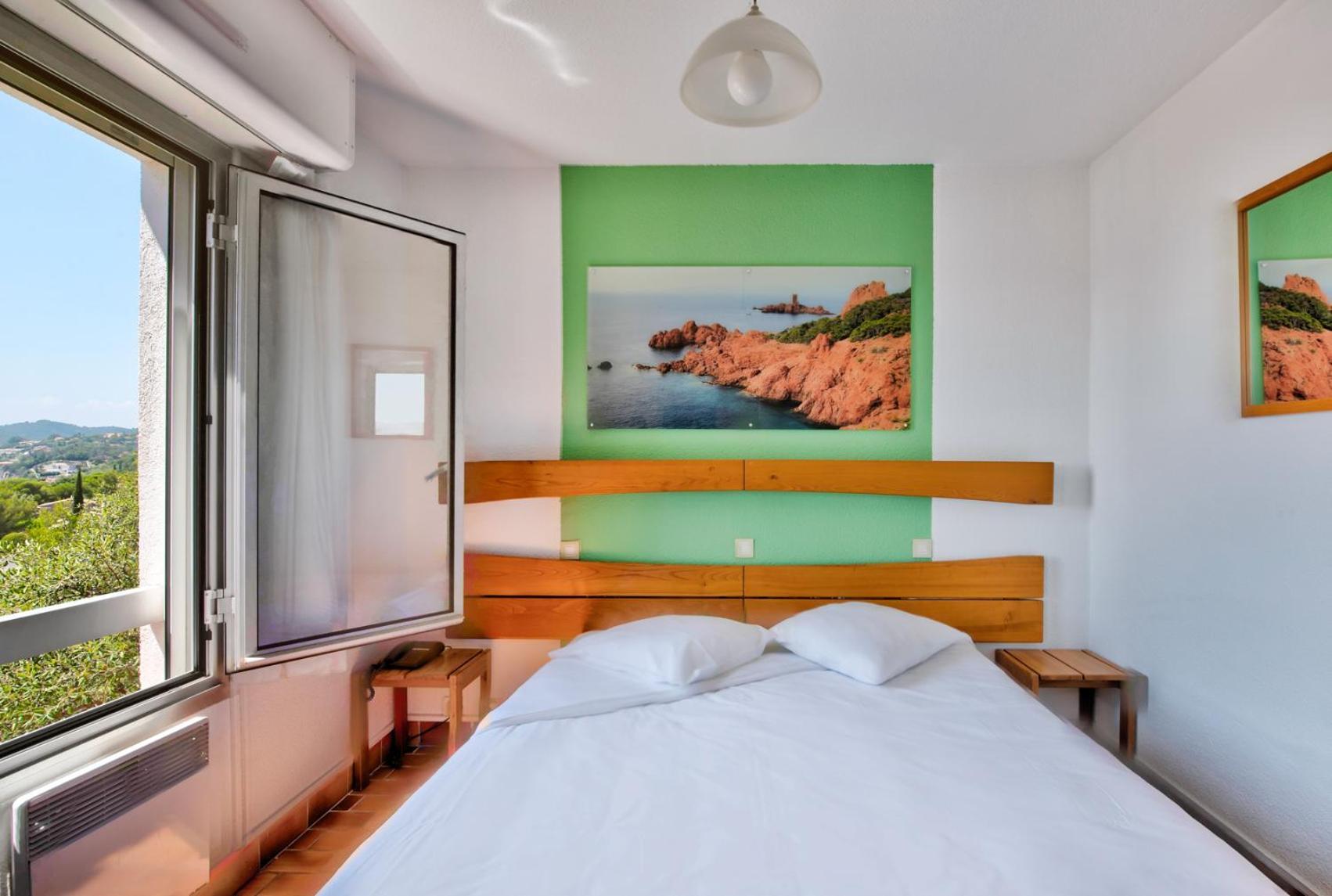 Village Club Les Mas De L'Esterel Saint-Raphaël エクステリア 写真